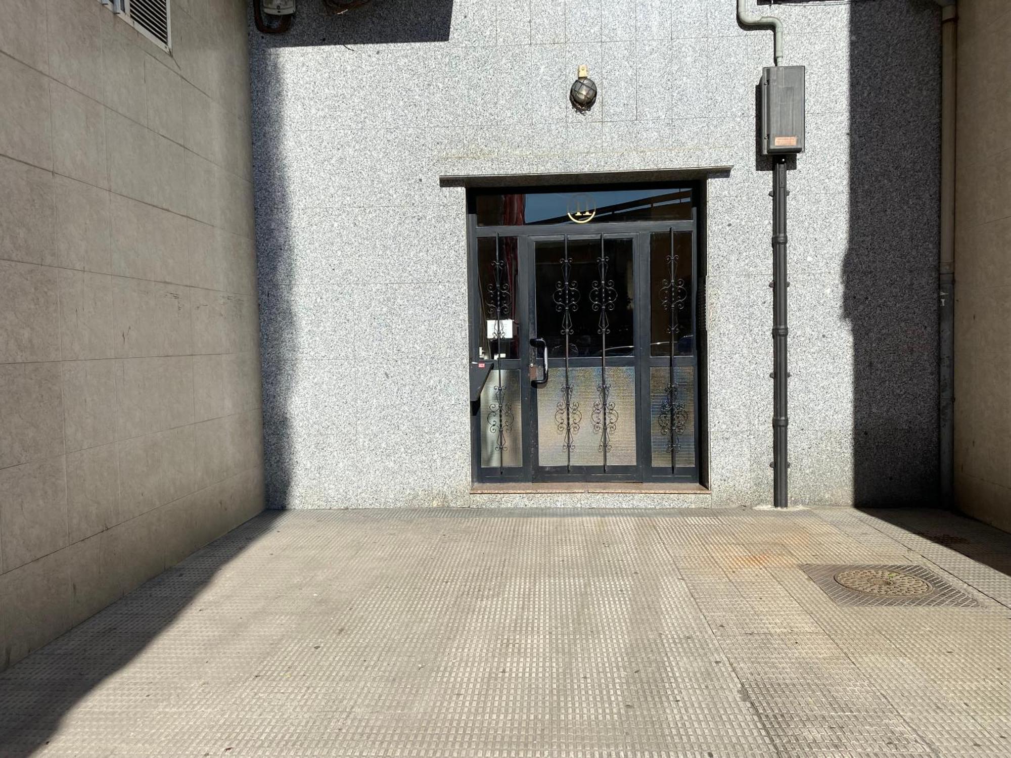 Ferienwohnung Piso Deluxe Centro Cerca Del Bec Barakaldo Exterior foto