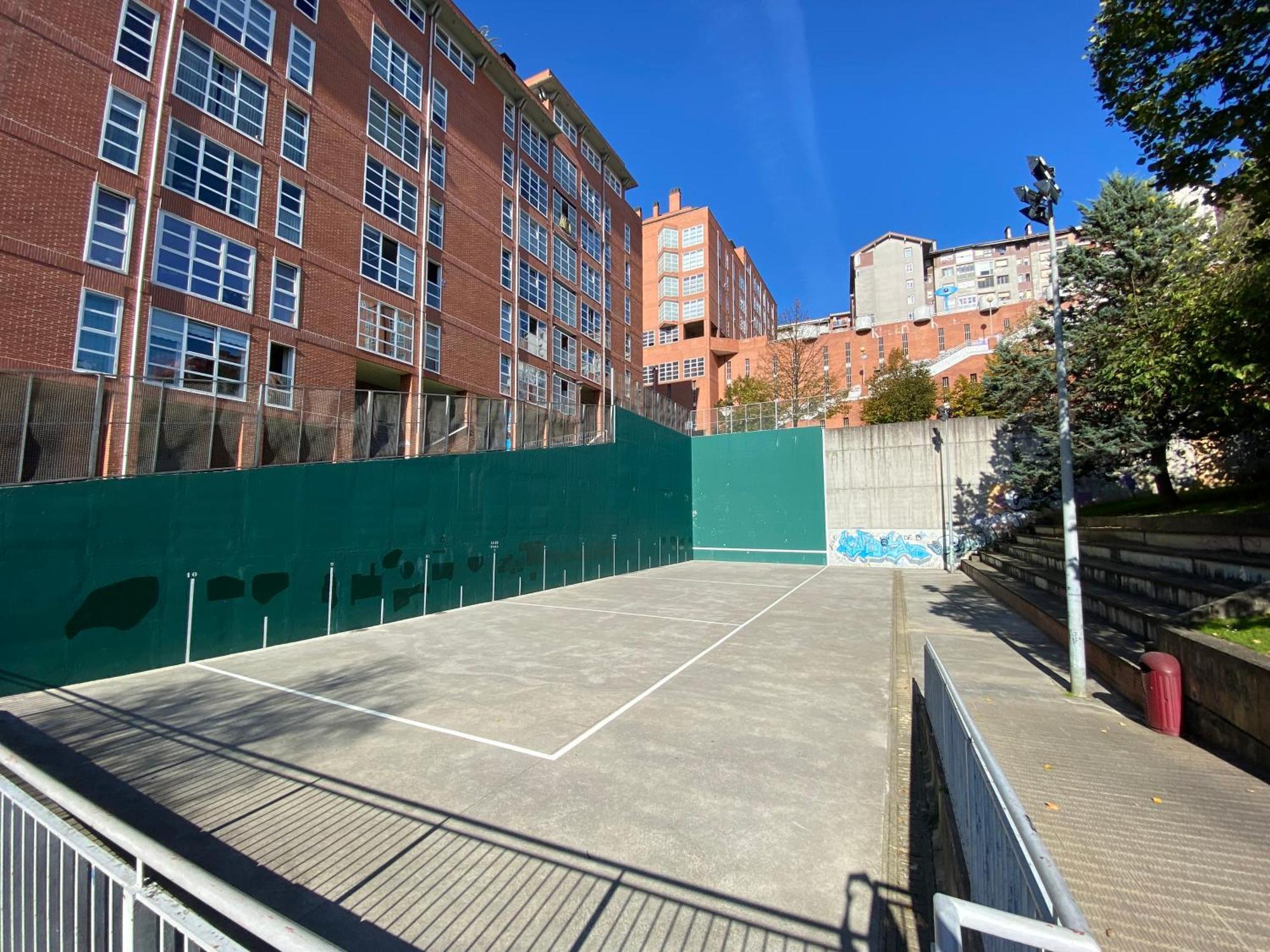 Ferienwohnung Piso Deluxe Centro Cerca Del Bec Barakaldo Exterior foto
