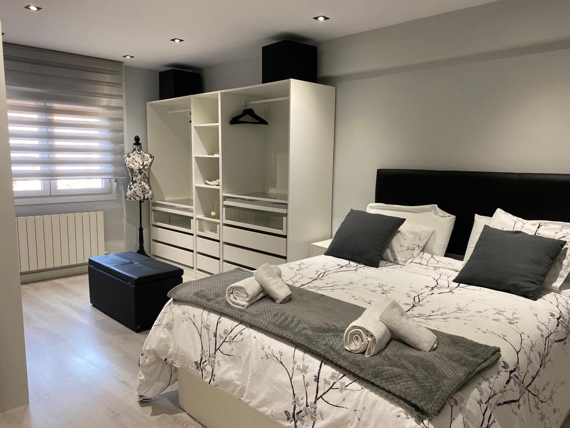 Ferienwohnung Piso Deluxe Centro Cerca Del Bec Barakaldo Exterior foto