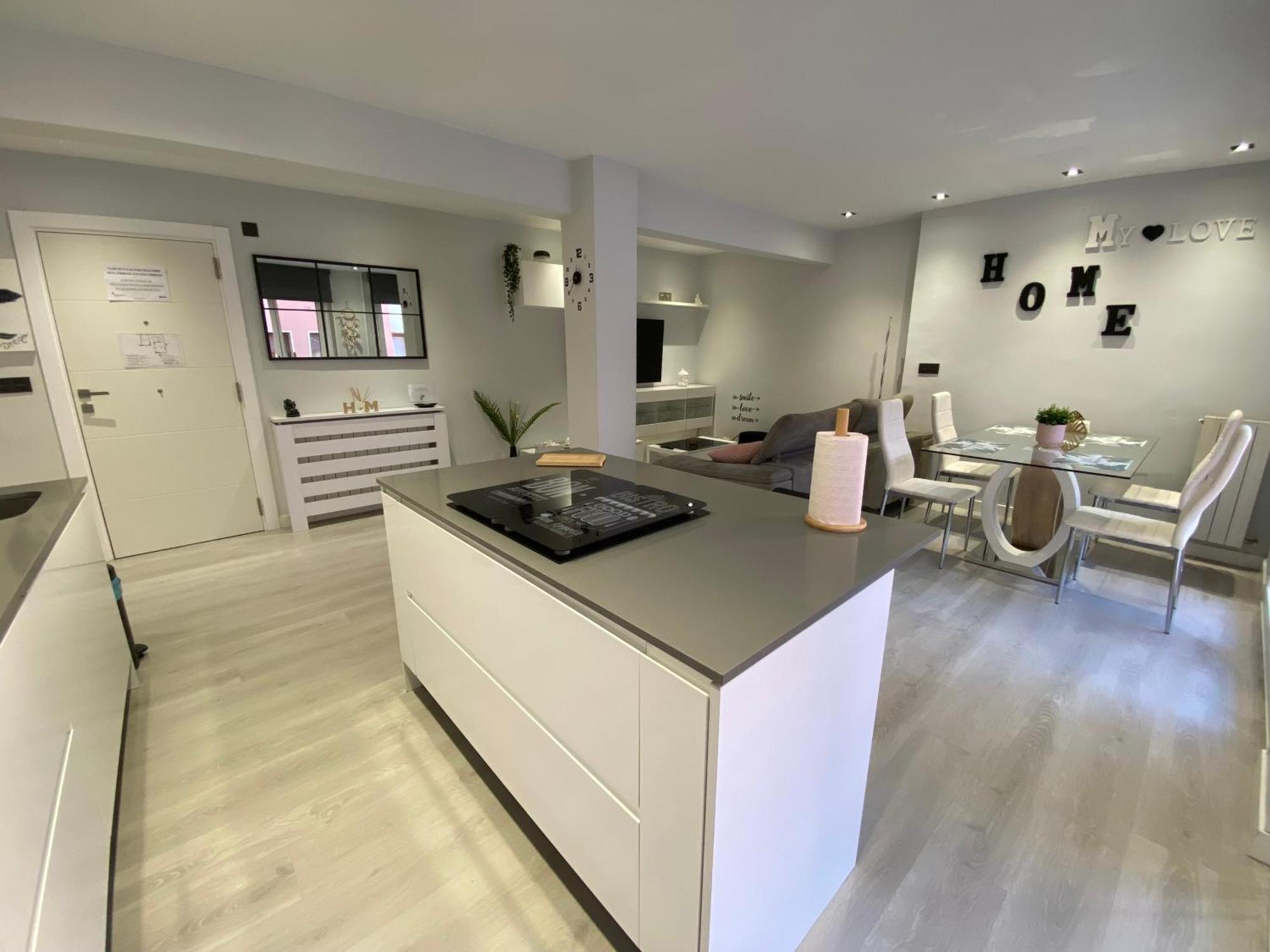 Ferienwohnung Piso Deluxe Centro Cerca Del Bec Barakaldo Exterior foto